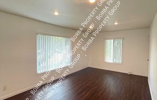 4480 Orange Ave