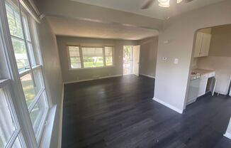 2 beds, 1 bath, $975