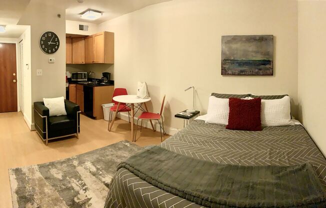 Studio, 1 bath, $2,150, Unit 006