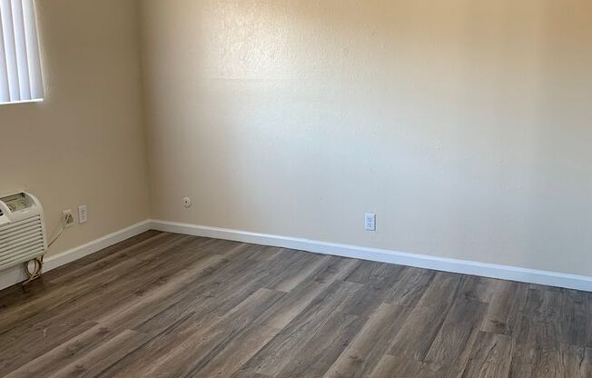 1 bed, 1 bath, 620 sqft, $1,250, Unit 3260 D