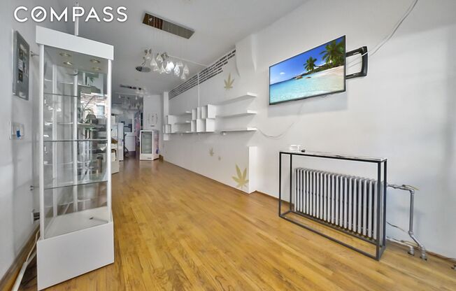 Studio, , 1,000 sqft, $5,000, Unit RETAIL