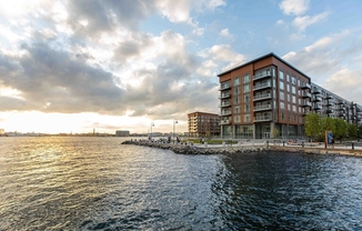 2 beds, 2 baths, 1,075 sqft, $4,800, Unit 513