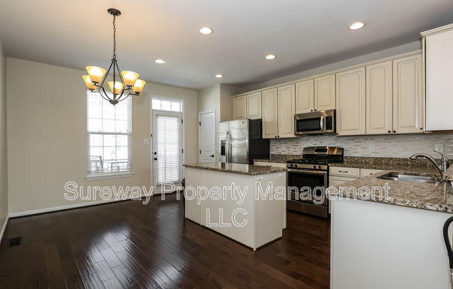 12 STEVENS CT
