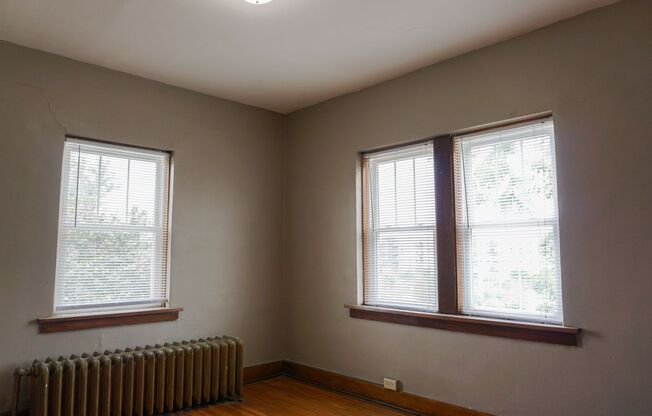 1 bed, 1 bath, 650 sqft, $850, Unit 1741 K St-C3