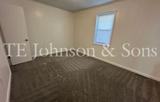 2 beds, 1 bath, $845, Unit 1211 C