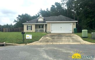 Gorgeous 3 Bedroom Home in Crestview!