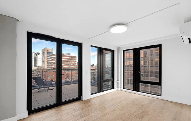 2 beds, 1 bath, $4,100, Unit 1207