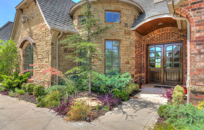 Luxury Living in Rosecreek – 4-Bedroom Home in Deer Creek Schools!