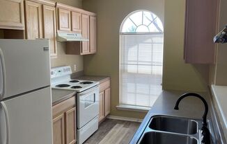 3 beds, 2 baths, $1,450