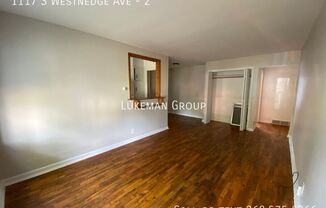 1117 S WESTNEDGE AVE