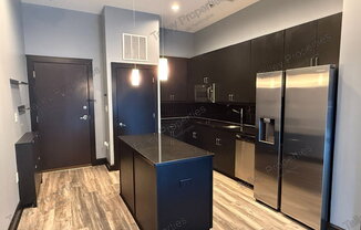 1 bed, 1 bath, 679 sqft, $1,895, Unit 710