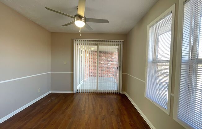 2 beds, 2 baths, 1,324 sqft, $1,289, Unit 042