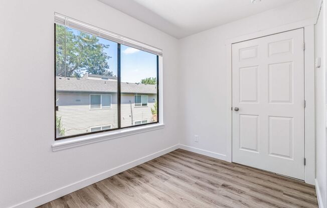 1 bed, 1 bath, 570 sqft, $1,425, Unit 1006-203