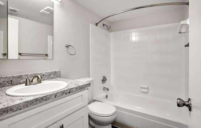 A Bathroom at Horizon East Apartments