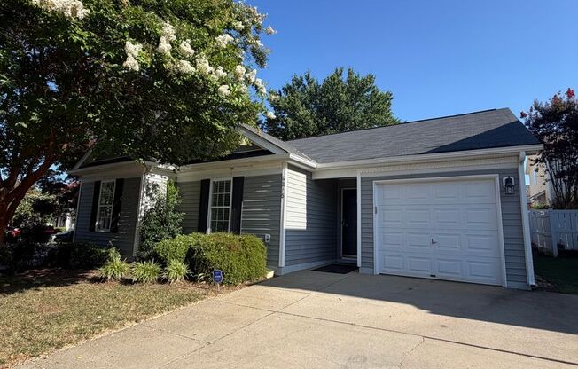 Charming Corner-Lot Ranch in the heart of Indian Land – Minutes from Ballantyne, Shopping & Top-Rated Schools!
