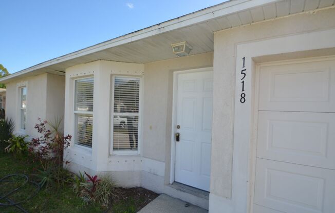 IMMACULATE 3 BD /2 BA HOME IN PALM BAY