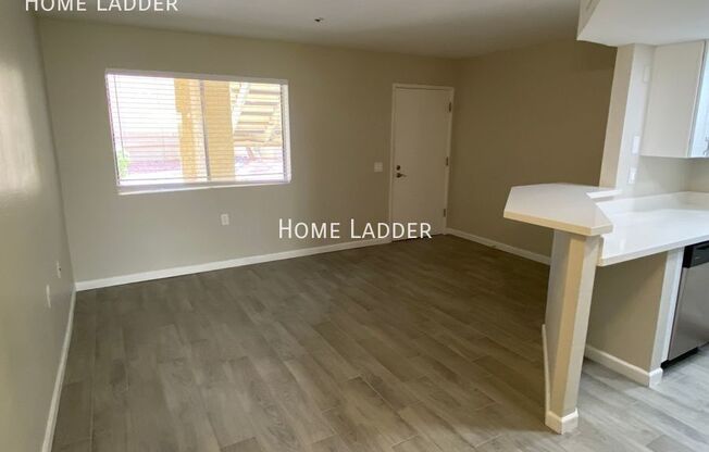 12221 W Bell Road Unit 185