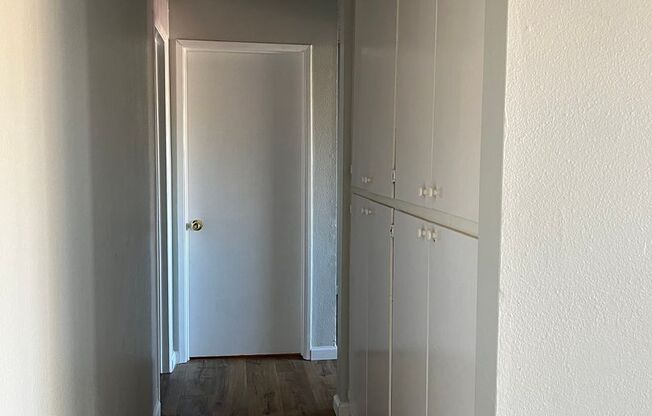 Beautiful 3-Bedroom, 2-Bath Home with Garage – Move-In Ready!