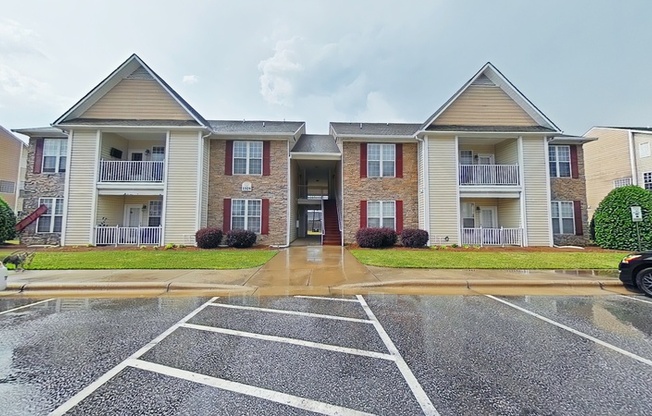 1324 Kershaw Loop 208