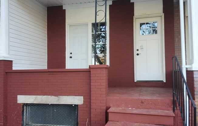 3 beds, 2 baths, $1,500