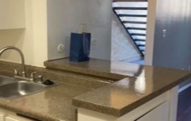 1 bed, 1 bath, 716 sqft, $2,150, Unit D005