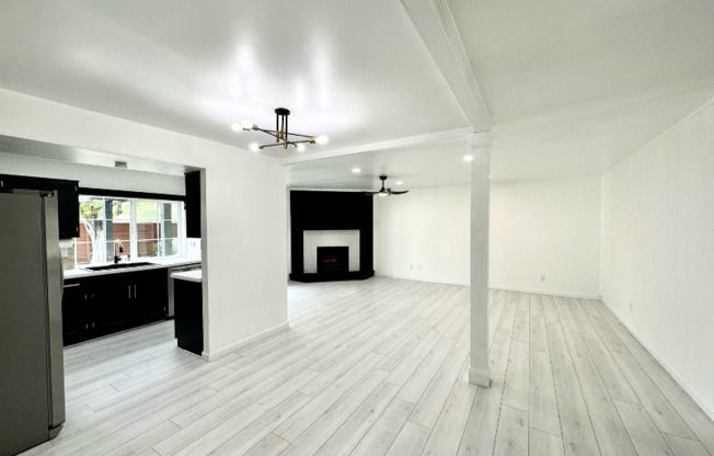 1706 WHITNEY DR