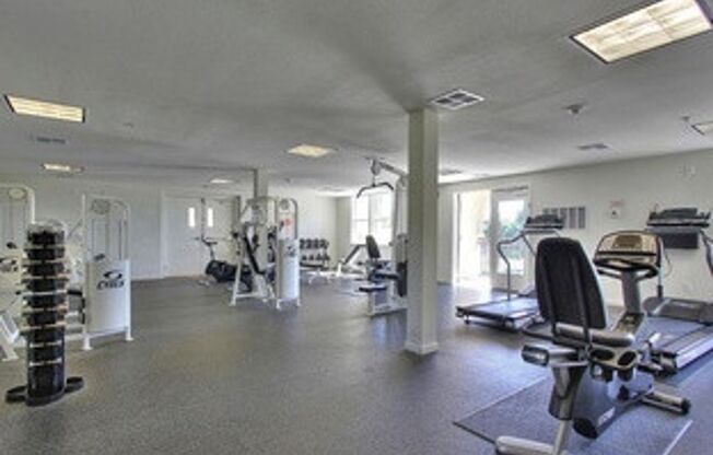 Beautiful 2bd Condo In Gated Community With Pool, Gym, and In-unit Laundry!