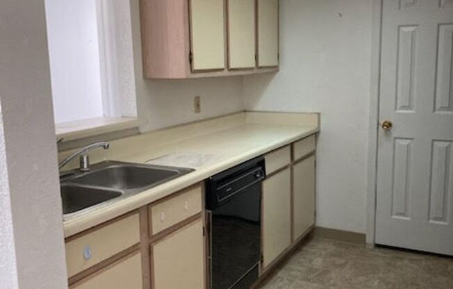 1 Bedroom Laughlin Condo in South Bay!!