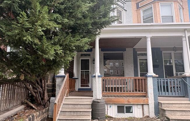 Gorgeous Hampden 2bd/2ba w/ Fin Bsmt, W/D, A/C and more! Available now