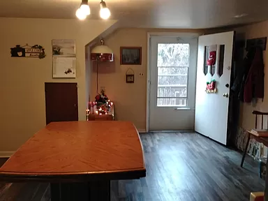 W229  N5151 Duplainville Rd - Upper
