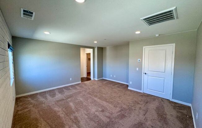 3 beds, 2.5 baths, $2,875