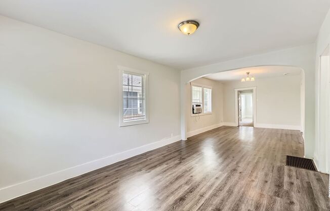 Cozy 2 bedroom 1 bath *Application fee waived*