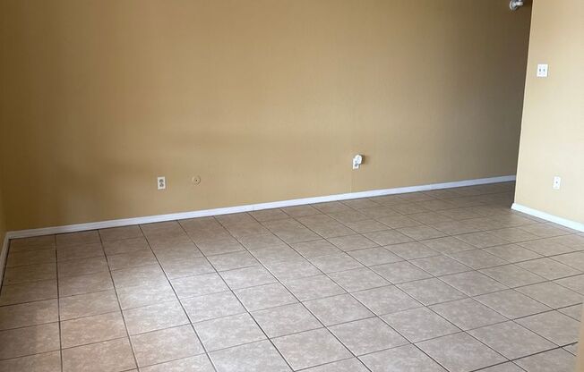 1221 Cameo St