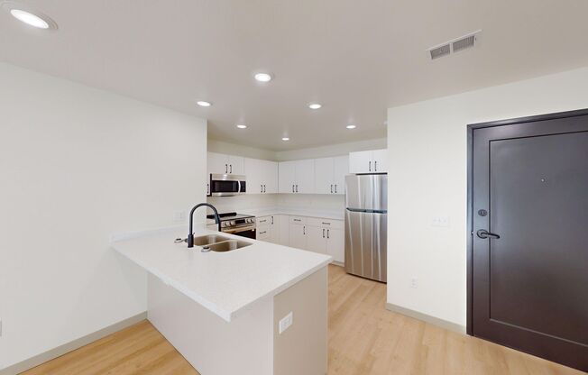 3 beds, 2 baths, 1,111 sqft, $1,440, Unit 6009 - 304
