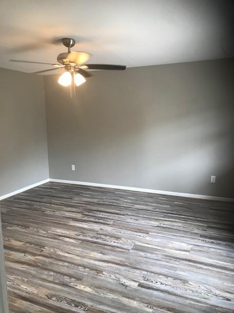 2 beds, 2 baths, 900 sqft, $800