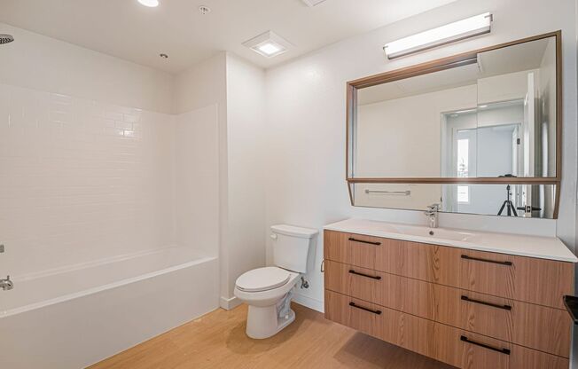 1 bed, 1 bath, 611 sqft, $2,595, Unit 203