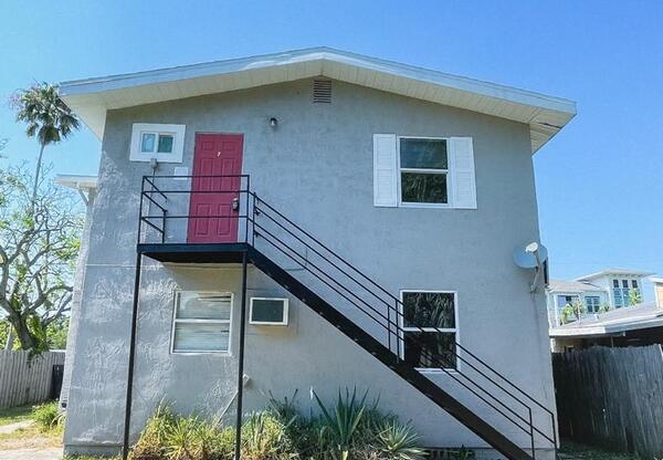 1045 11th Avenue Northwest - 8