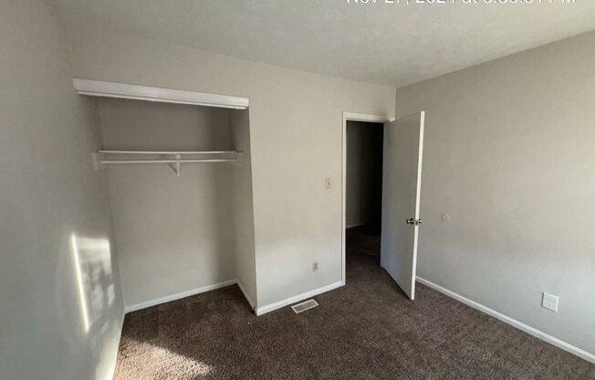 3 beds, 1.5 baths, $1,000