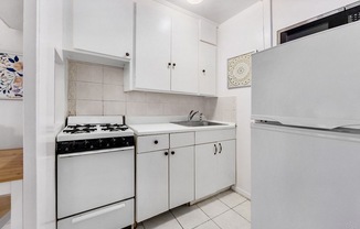 155 E 38 ST