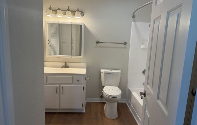 1 bed, 1 bath, 694 sqft, $2,360, Unit 310