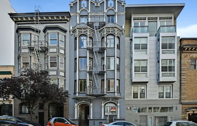 979 Sutter Street Apartments*