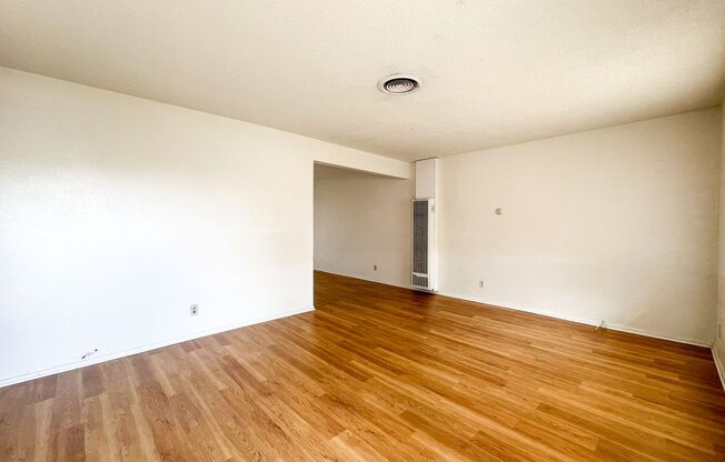 2 beds, 1 bath, $1,400