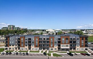 ELEMENT Apartments IV