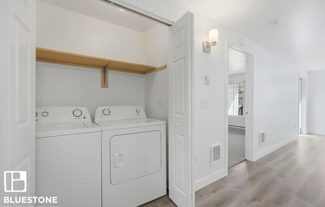 2 beds, 2 baths, 950 sqft, $1,700, Unit 105