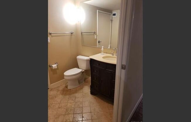 2 beds, 2 baths, $3,295, Unit # 315