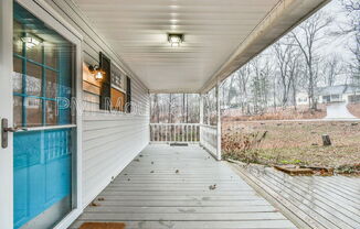 3 beds, 2 baths, 1,248 sqft, $1,750
