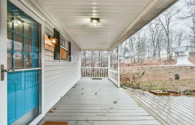3 beds, 2 baths, 1,248 sqft, $1,750