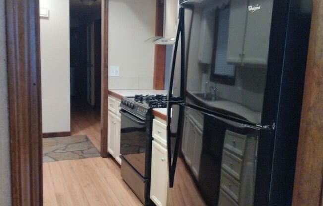 3 beds, 2 baths, $2,100