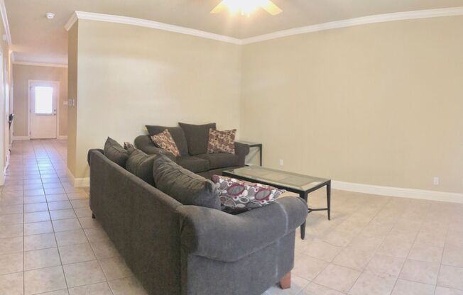 3 Bedroom Townhouse Available now  in a desirable Gated community near LSU, Lake Beau Pre Townhomes!