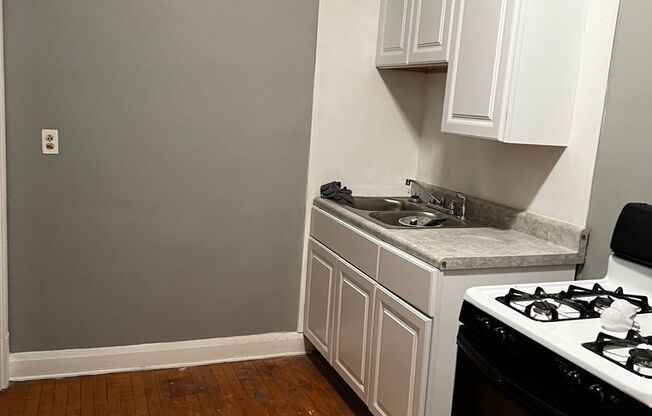 1413-15 HOWARD STREET